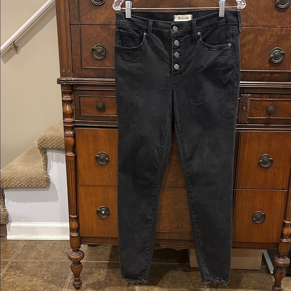 Madewell 9” Mid-Rise Button Fly Black Raw Hem Jeans